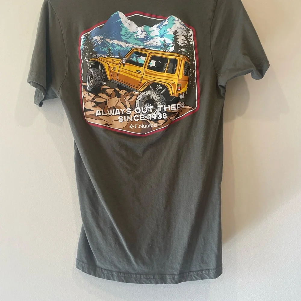 Men’s Columbia shirt - Picture 2 of 2